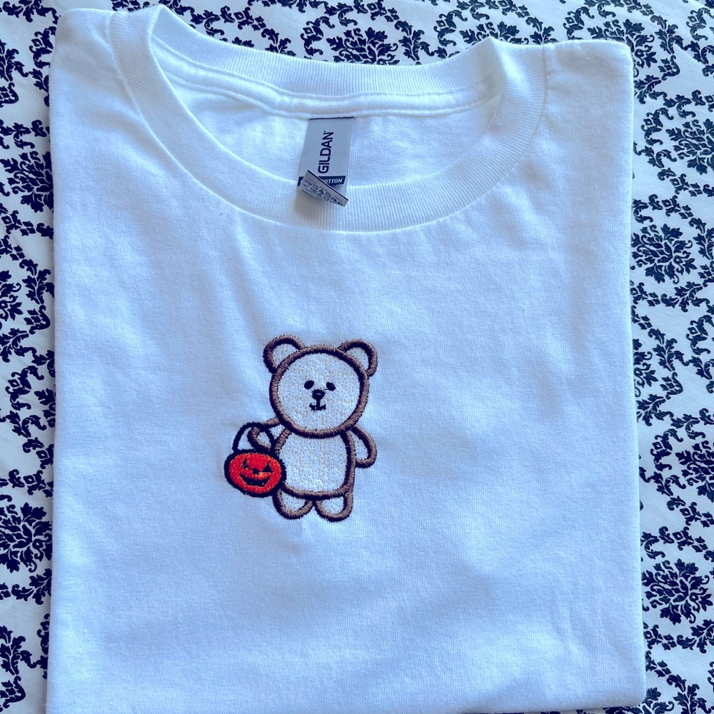 Gildan tshirt Embroidered Halloween Bear